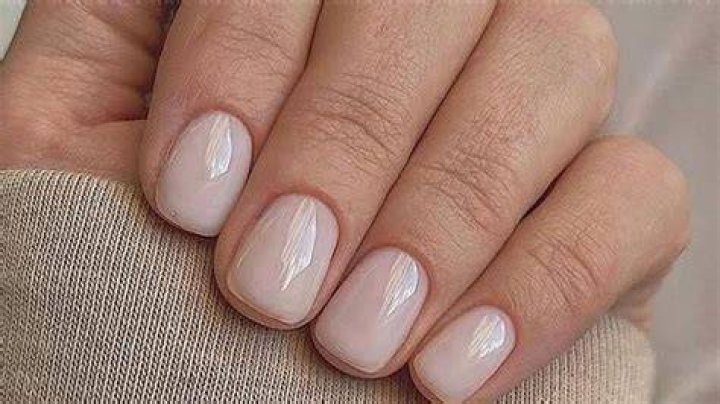 Quiet Luxury Nude Elegant Minimal Nails 2026